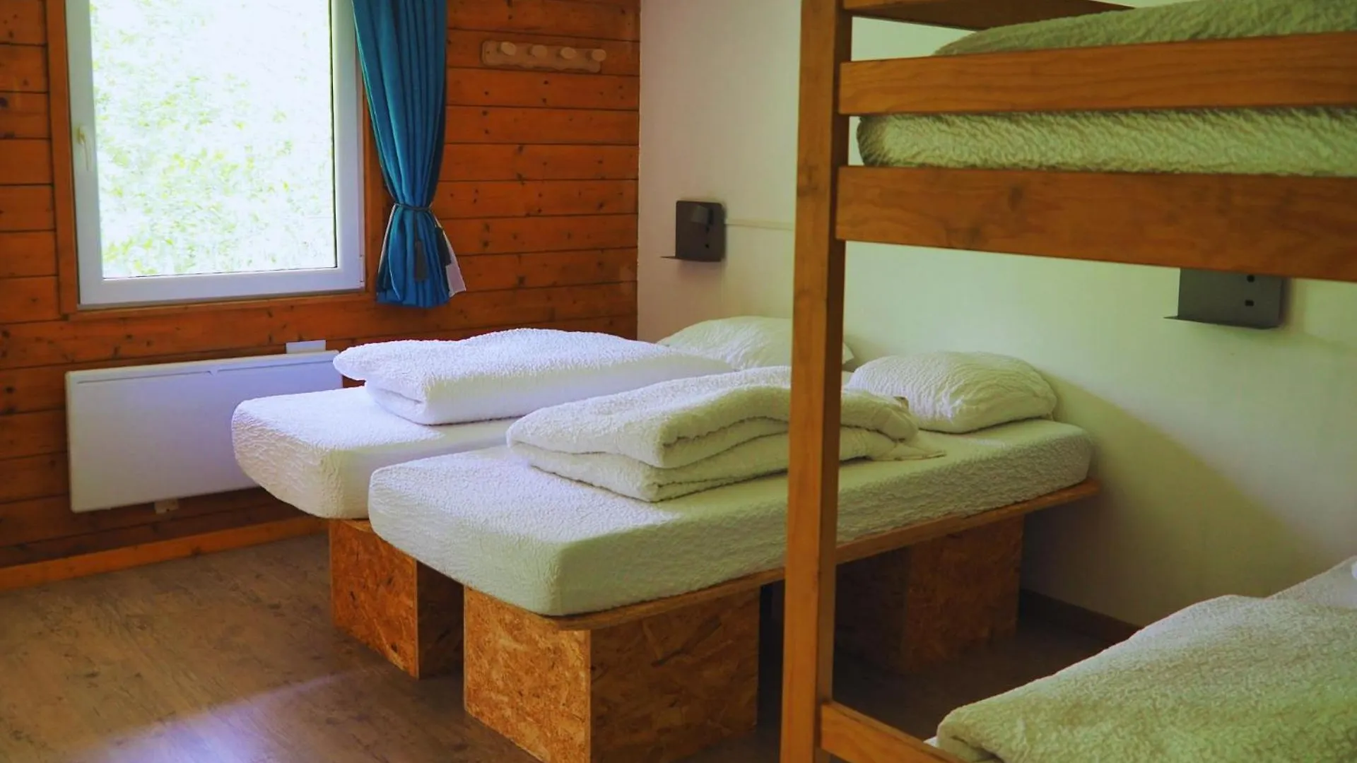 Auberge de Jeunesse HI La Clusaz 0*,  France